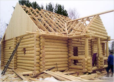Будівництво даху для лазні з бруса
